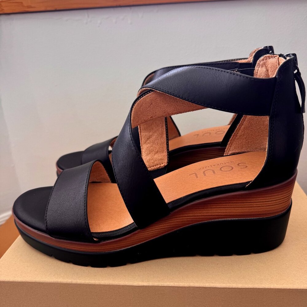 Brand New SOUL Naturalizer Goodtimes Black Wedge Sandals – Size 9